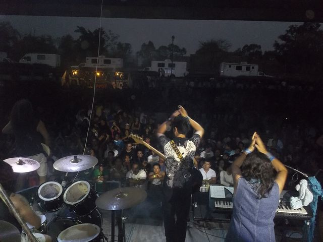 AUDITORIO TEOPANZOLCO EN CUERNAVACA ABRIENDO EL CONCIERTO DEL TRI
